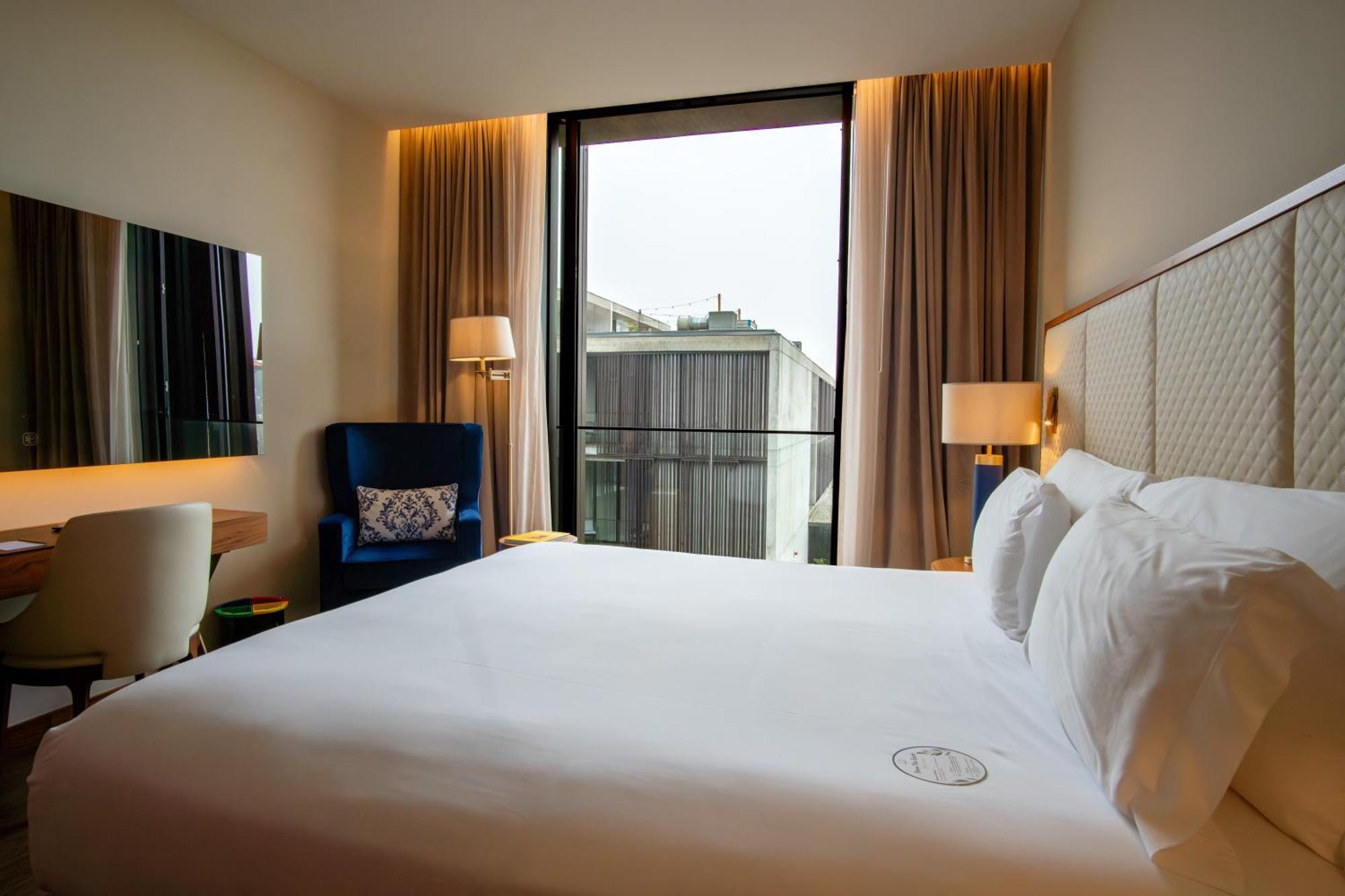 Boeira Garden Hotel Porto Gaia, Curio Collection By Hilton Vila Nova de Gaia Zewnętrze zdjęcie Deluxe room