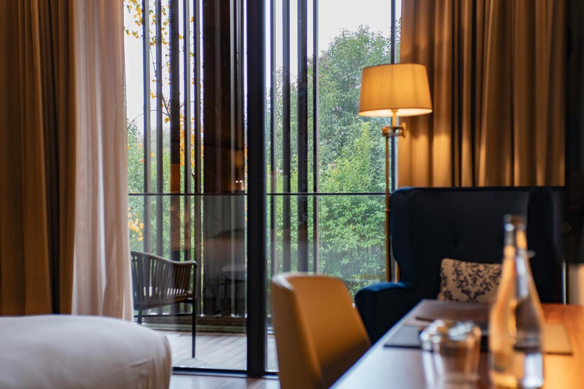Boeira Garden Hotel Porto Gaia, Curio Collection By Hilton Vila Nova de Gaia Zewnętrze zdjęcie A suite at the Mandarin Oriental, Munich